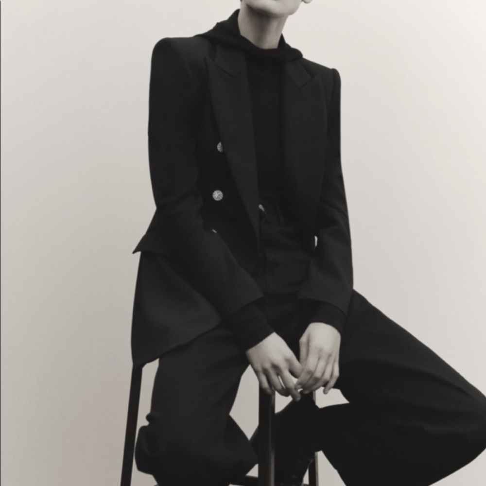 ‼️SOLD ‼️ Zara Jewel button long blazer black